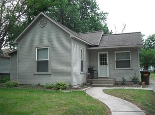 422 E Arnold St, Bluffton, IN 46714