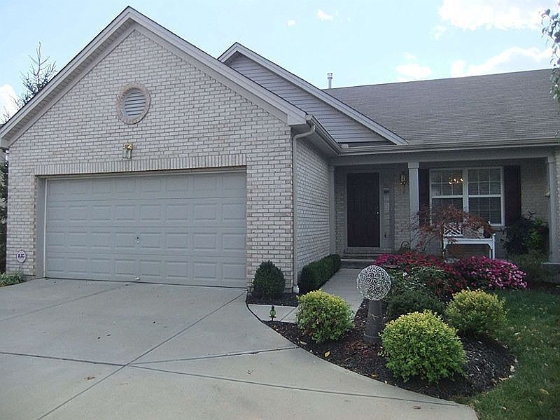 1st image of 5438 Jamies Oak Ct