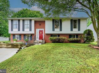 9321 Shadycreek Way, Parkville, MD 21234