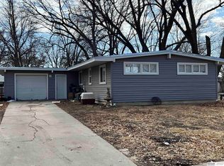 7101 Eastborough Ln, Lincoln, NE 68505