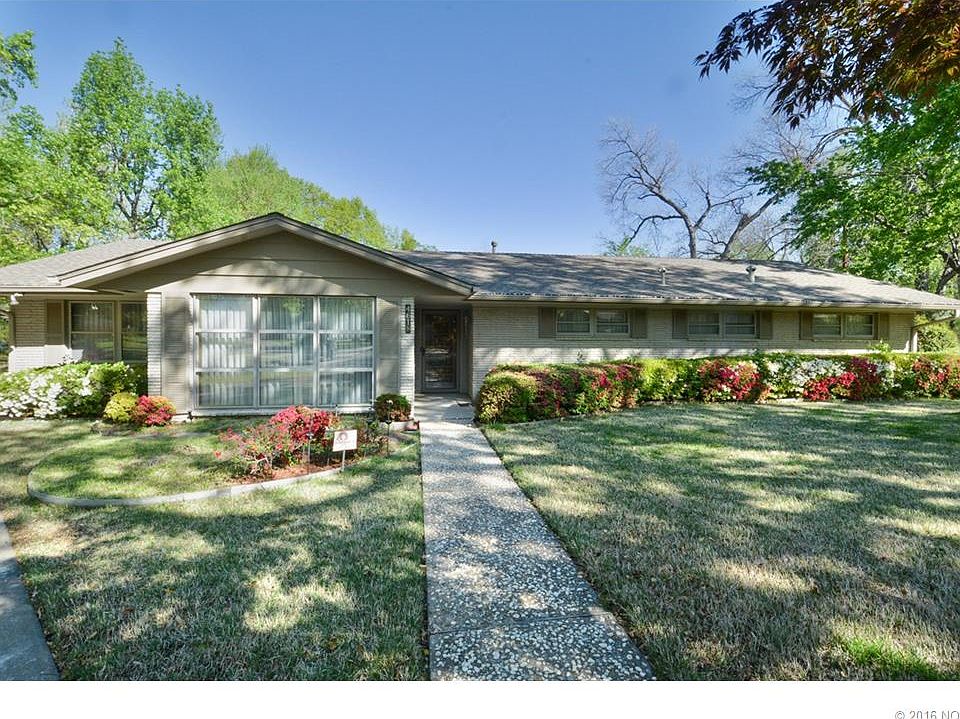 2nd image of 4618 S Florence Pl