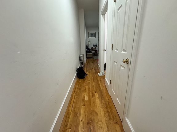 4th image of 211 W 108th St APT 52