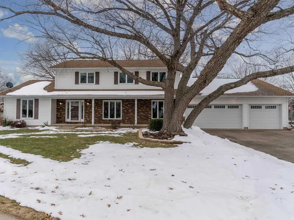 1020 Nancy Rd, Waterloo, IA 50701