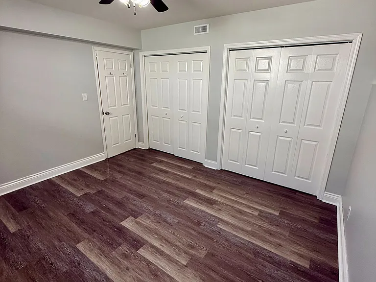 10 Carnegie Ln #2 — Photo 4