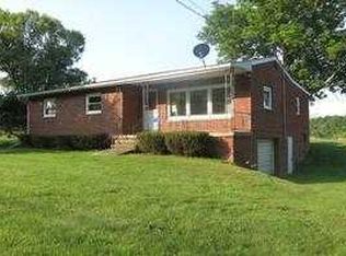 168 Outlet Rd, Dallas, PA 18612