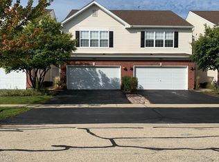 1944 W Crestview Cir, Romeoville, IL 60446