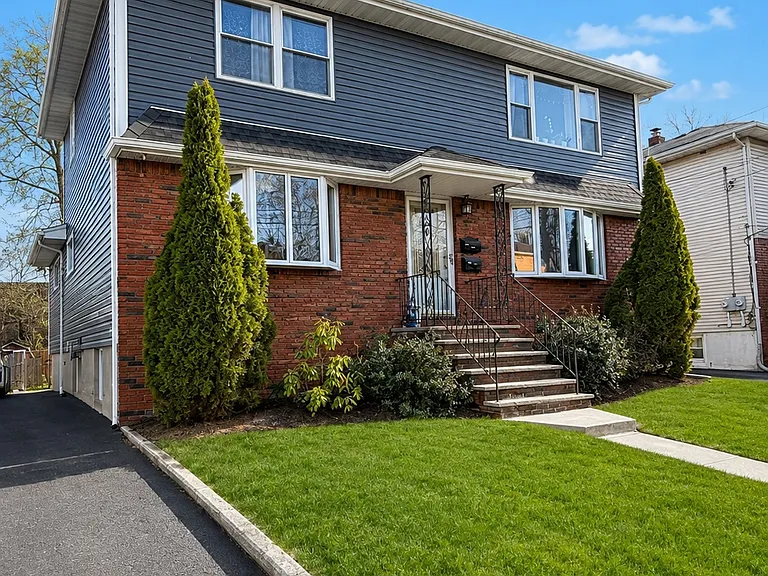 106 Rochelle Pkwy #2 — Photo 26