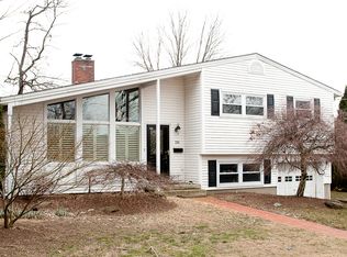 295 Hollywood Ave, Stratford, CT 06614