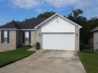 12 Sunny Cir, Little Rock, AR 72204