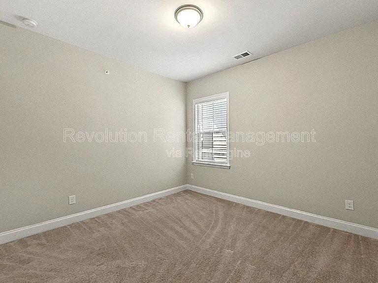 105 W Dixie Ave SE — Photo 26