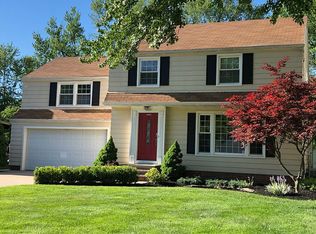 5239 E Farnhurst Rd, Lyndhurst, OH 44124