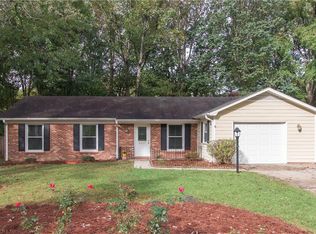 5117 Cheviot Rd, Greensboro, NC 27455