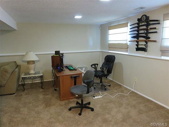 4th image of 6331 Queens Lace Cir