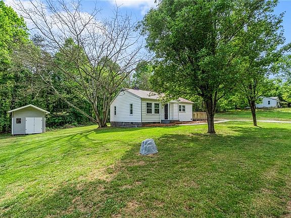 4th image of 130 Morgan Rd