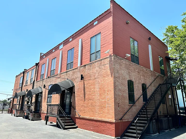 710 S Medina St #203 — Photo 9