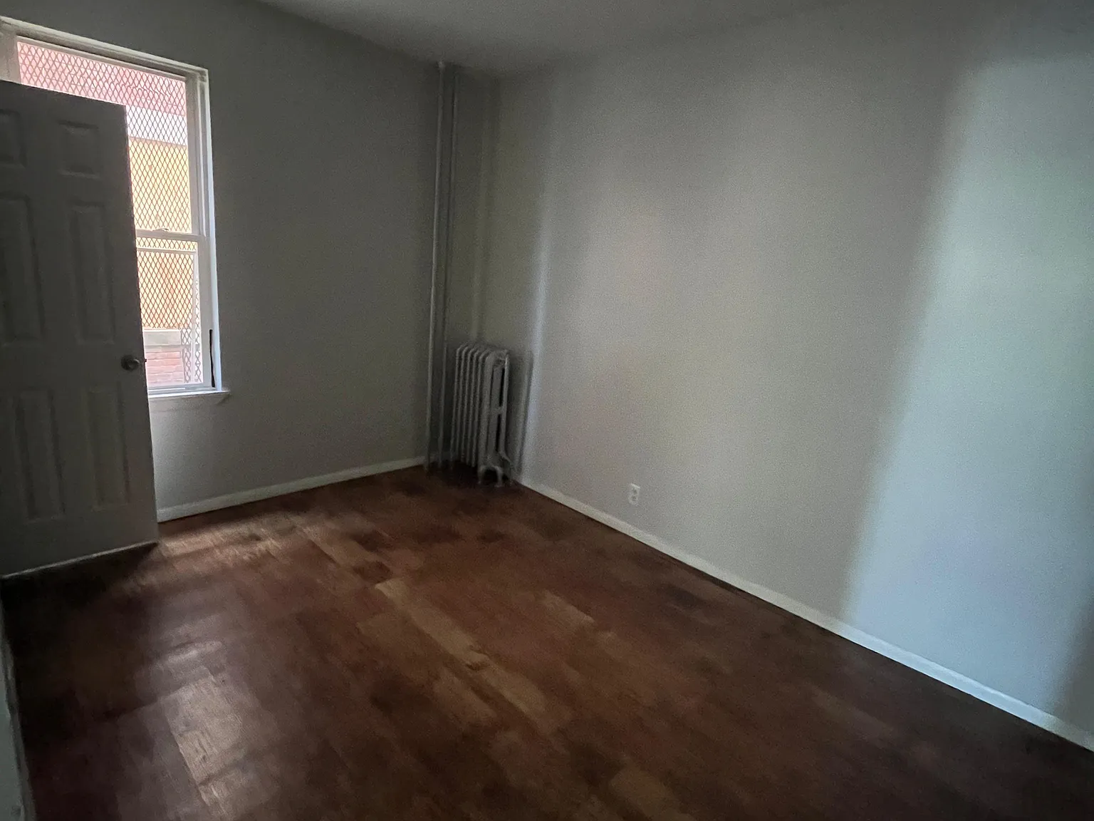 1 bed, 800 sqft, $1,100 — Photo 2
