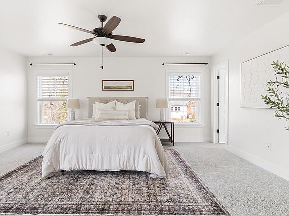 4th image of 1510 S Roxboro St