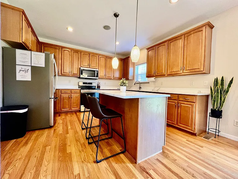6608 Rosemont Ln — Photo 42