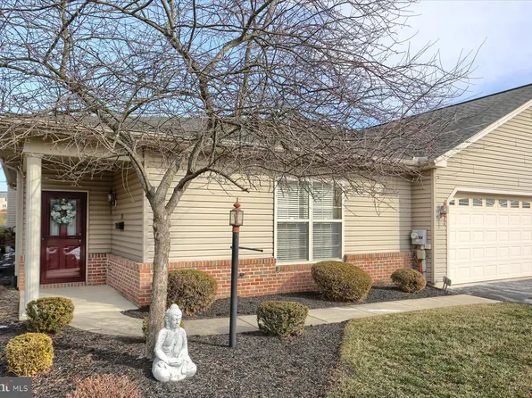 170 Meadowview Dr, Harrisburg, PA 17111
