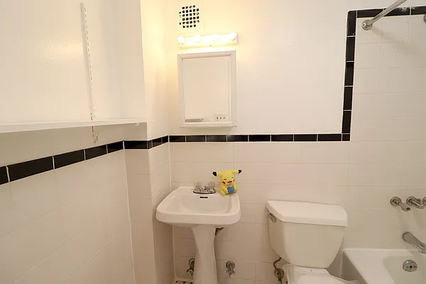 Rented by Corcoran | media 12
