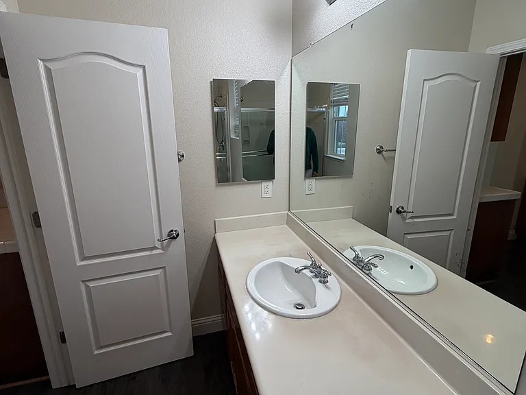 540 Sullivan Way — Photo 5