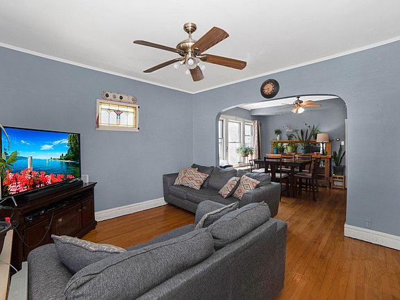 2nd image of 2624 Highland Ave