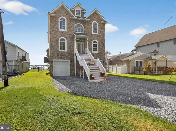 1226 Burke Rd, Baltimore, MD 21220