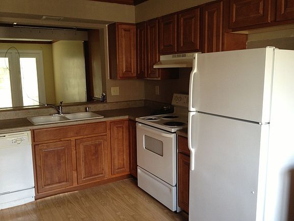 3rd image of 4693 Staghorn Dr
