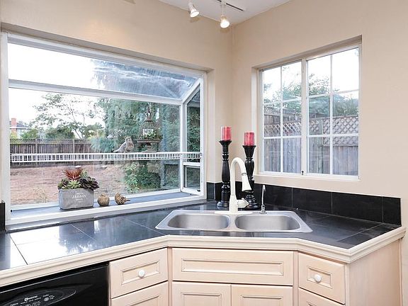 5th image of 5040 Chiles Ct