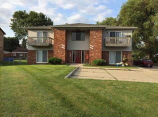 13000 E Eleven Mile Rd #8, Warren, MI 48089