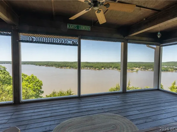 1265 Singing Oaks Dr, Sunrise Beach, MO 65079