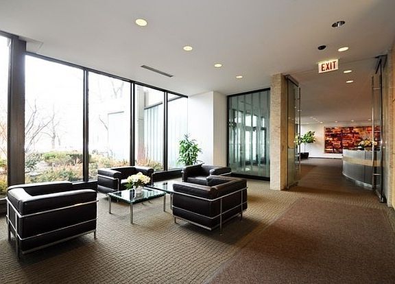 3rd image of 2800 N Lake Shore Dr APT 403