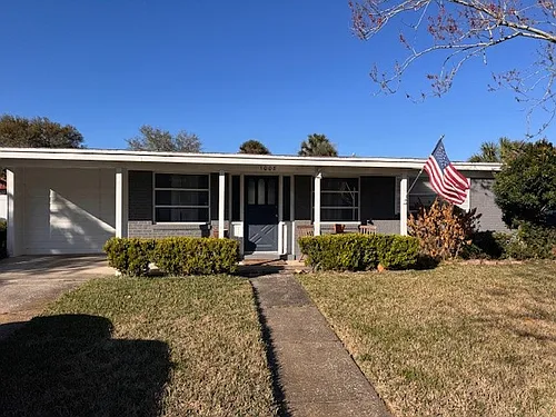 1008 Oceanwood Dr N Photo 1