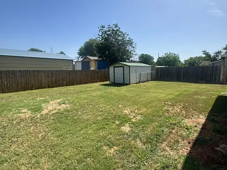 3826 Mark Ct — Photo 11
