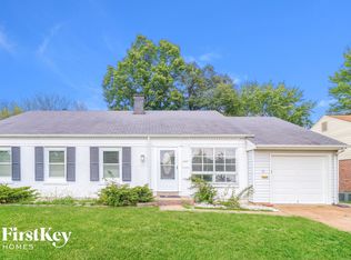 2225 Parker Rd, Florissant, MO 63033