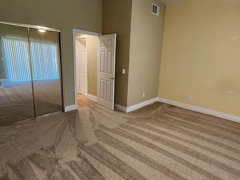 57062 Millstone Dr — Photo 18