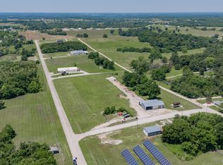 515 N 5th St, Stockton, MO 65785