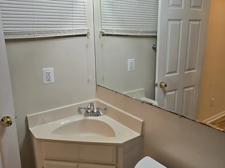 12661 Valleywood Dr #1 — Photo 10