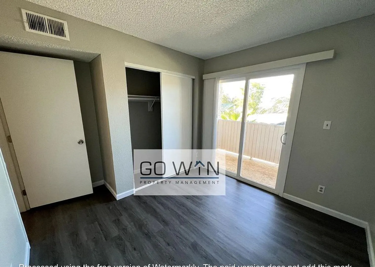 1212 West Mountain View Road — Photo 2