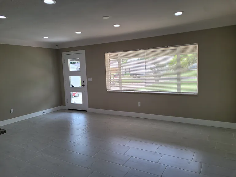 1826 Oregon Ave NE — Photo 10