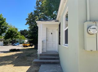 1221 Olive St, Paso Robles, CA 93446