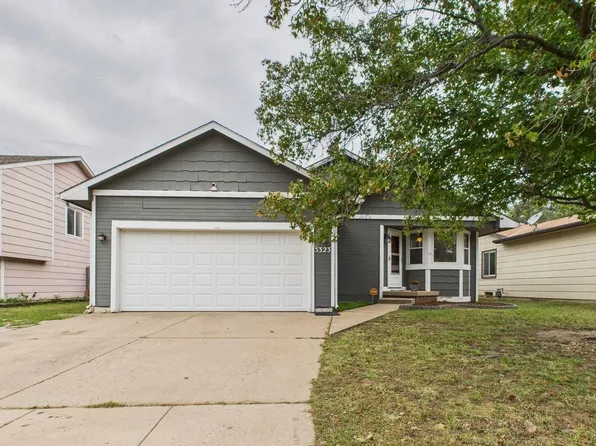 5323 S Mosley St, Wichita, KS 67216