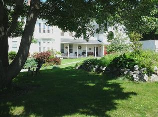 20 8th St #2, Auburn, ME 04210