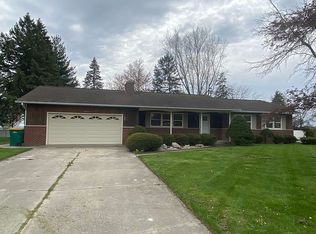 2694 Fairfield Dr, Bay City, MI