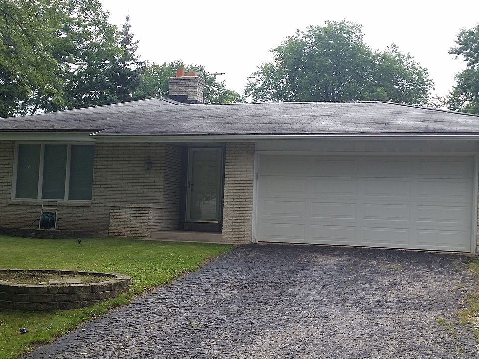 2nd image of 7007 N 85th St