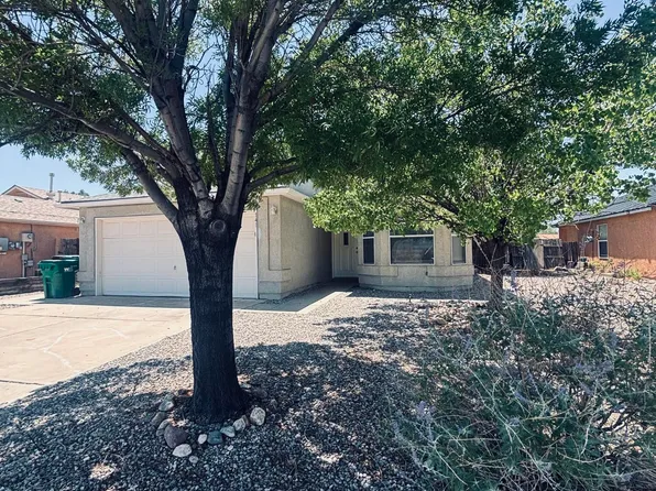 141 18th St SE, Rio Rancho, NM 87124