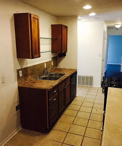 9708 Lyric Ln — Photo 6