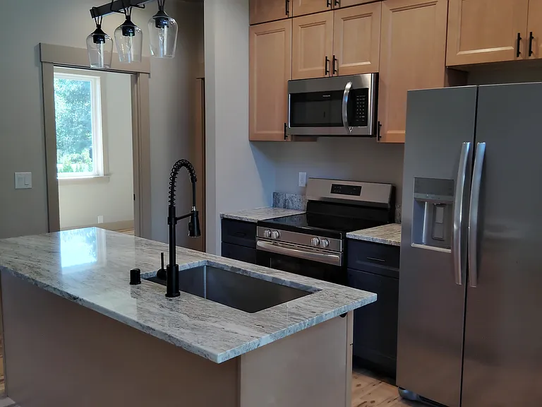 625A Sunset Ave NE #A — Photo 4