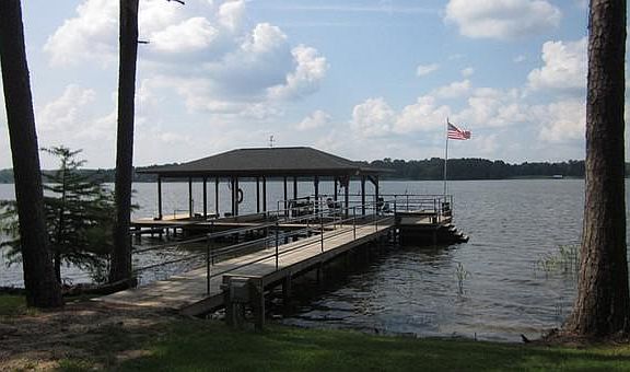 4th image of 148 W Ridge Dr