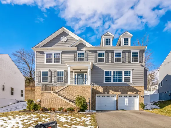 19242 Stoney Ridge Pl, Triangle, VA 22172